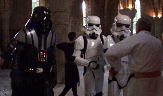 show-star-wars-escrime-cascade show de science fiction star wars